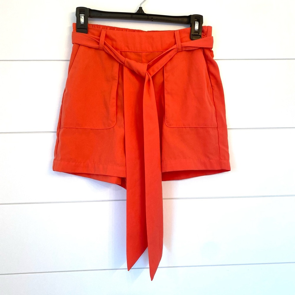 “A new day” high wasted bow shorts (size XS)